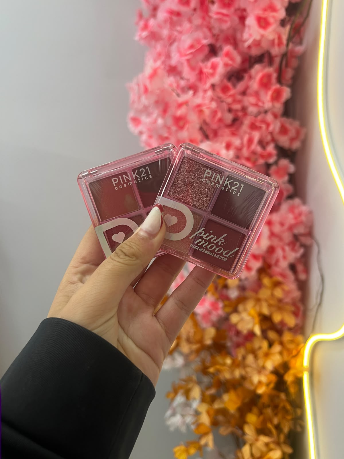 Paleta de sombras e gliter - Pink21
